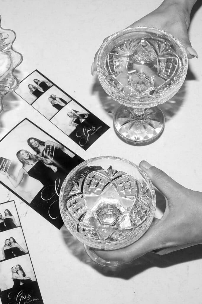 32 Auction Keyword Booth Stock