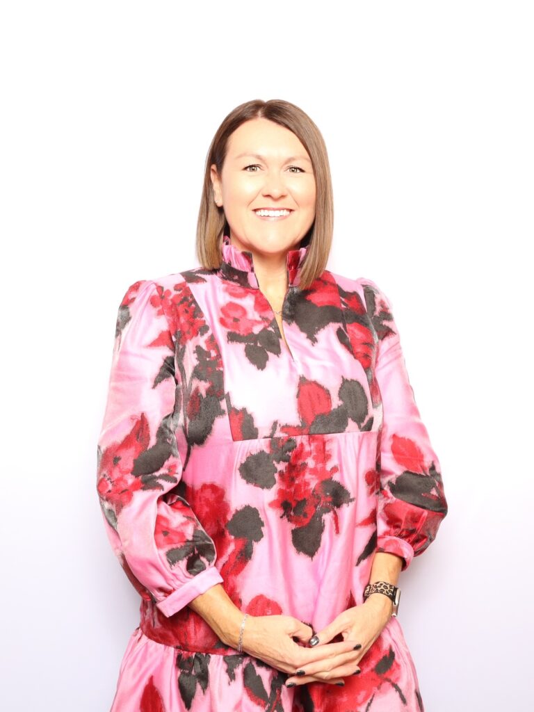 Headshots Hospitality photo 20251008 Time 161043 hicawl