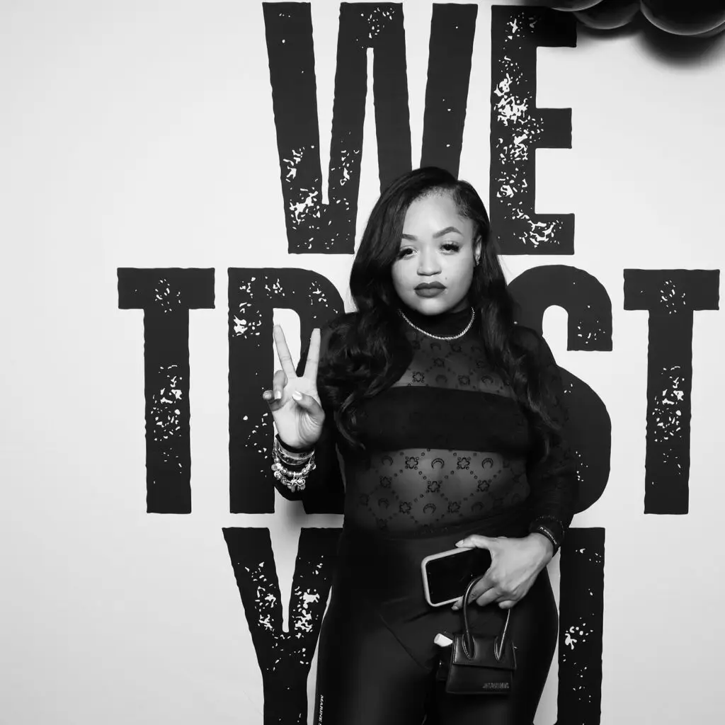 brand activation photo booth tour backdrop solo 1